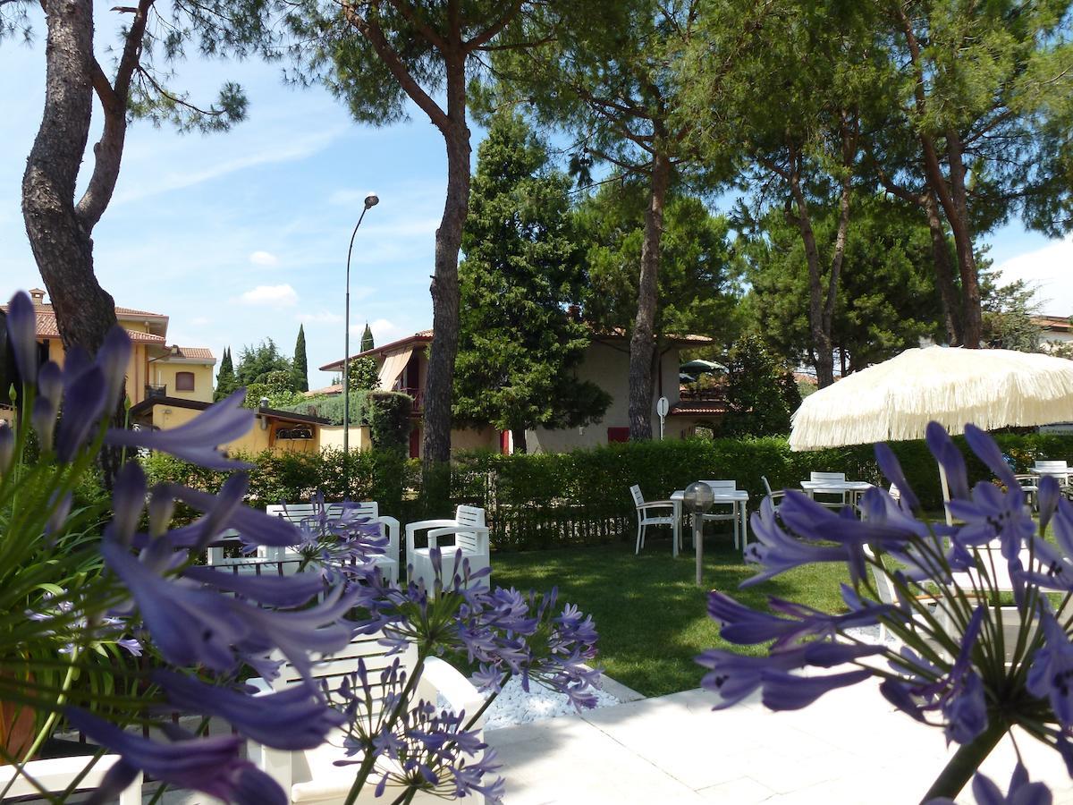 Hotel International Sirmione Exterior photo